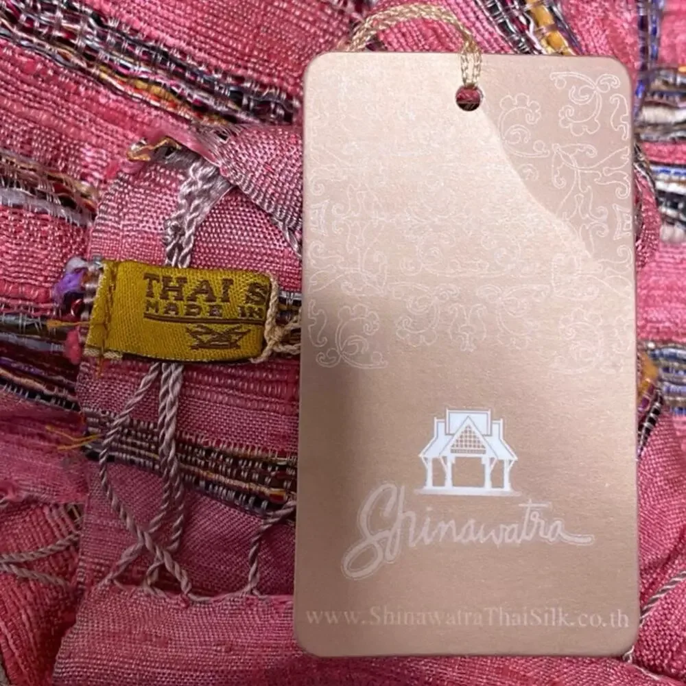 Shinawatra new red